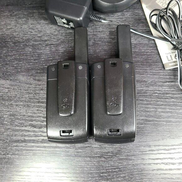 Cobra LI-6500-2WXVP Two Way Radios Walkie Talkies And Charger Adapter - Picture 7 of 7